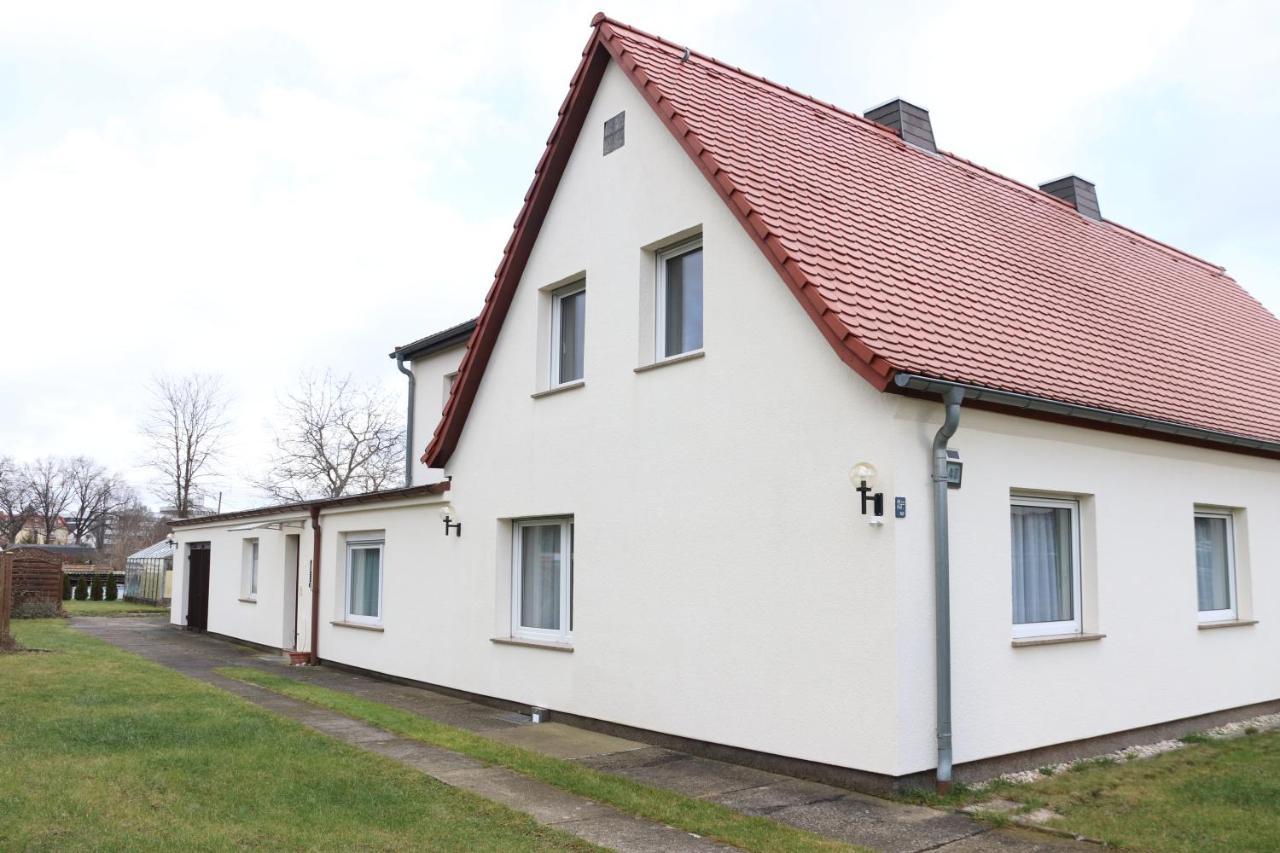 Liebevoll Eingerichtetes Haus Mit Grossem Garten In Dresden - Telefonnummer Und Video Unter Www Fhvn De Extérieur photo